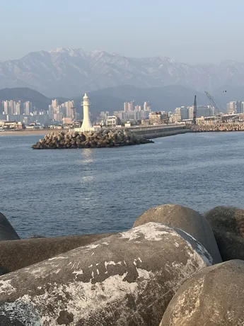 속초 바닷가 풍경